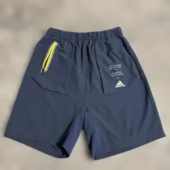 adidas ハーフパンツ ネイビー140cm