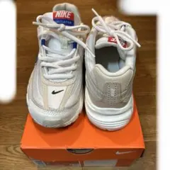 「美品」NIKEスニーカー