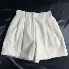 美品　CLANE クラネ　24SS パデットショートパンツ　アイボリー　1のサムネイル