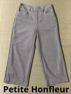 【美品✨】Petite Honfleur グレー キレイめクロップドパンツ Mのサムネイル