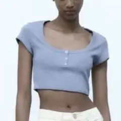 完売商品 ZARA クロップドリブTシャツ