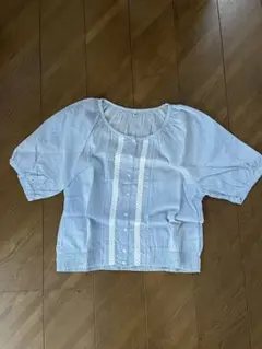 水色 半袖 シャツ ボタン付き