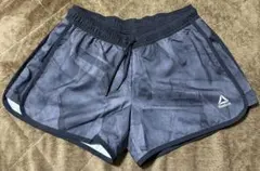 Reebok ショートパンツ Mサイズ