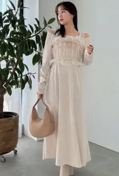 dazzlin チュールギャザービスチェカットワンピース