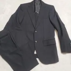 黒ビジネススーツ ジャケットとパンツセット　M