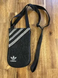 日本未入荷✨激カワ♡adidas クロワッサンクラウドバッグ