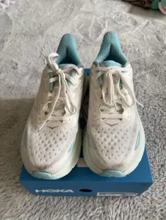 ホカオネオネ　クリフトン9 23.0cm