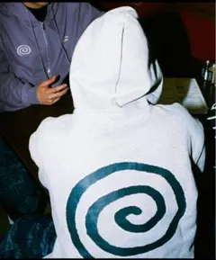 2025年最新】sol fuc パーカーの人気アイテム - メルカリ