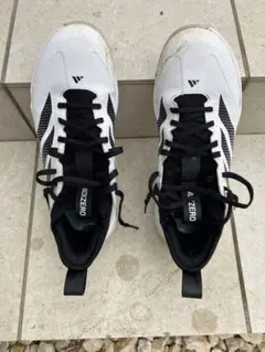 adidas adizero スパイク ホワイト/ブラック