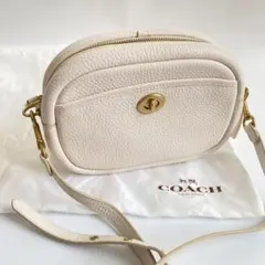 【極美品】COACH ショルダーバッグ ターンロック カメラバッグ シボ革