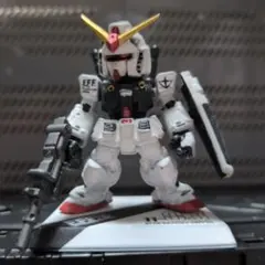 ガンダムコンバージ ユウ専用　ガンダム リペイント