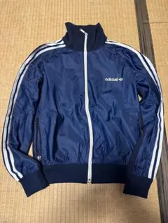  IP0418 ネイビー/白 クラシック TT XL adidas IP0418 ネイビー/白 クラシック TT 美品 XL - メルカリ