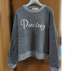 Pacing ロゴ入り 長袖ニット グレー