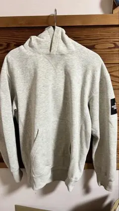 THE NORTH FACE グレー XXL パーカーのサムネイル