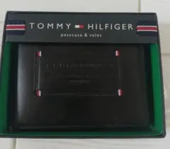 新品　TOMMY HILFIGER パスケース・バレット ブラック