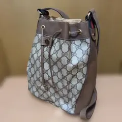 GUCCI 巾着型 ショルダーバッグのサムネイル