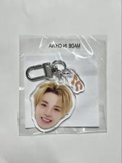 TREASURE 顔アクキー　キム・ドヨン　楽