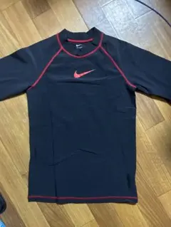 NIKE ラッシュガード 水着