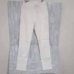 未使用　良品計画　ストレッチ　ホワイトカジュアルパンツレディース