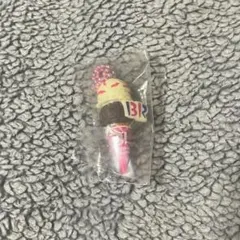 サーティワン　マスコット　ストロベリーチーズケーキ