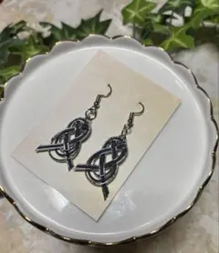 水引ピアス 和風アクセサリー ハンドメイド