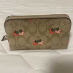 coach さくらんぼ ポーチ - メルカリ