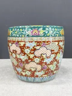 伊万里焼　十錦手　金彩色絵　粉彩牡丹花蝶紋　火鉢　睡蓮鉢　骨董　美品 伊万里焼 十錦手 金彩色絵 粉彩牡丹花蝶紋 火鉢 睡蓮鉢 骨董 美品