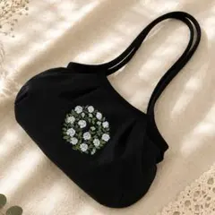 シロツメクサ クローバー 四葉 かぎ編み 花 枯れない花 あみぐるみ