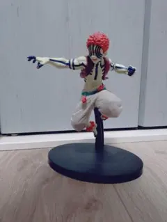 鬼滅の刃　猗窩座　フィギュア