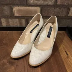 ダイアナ パンプス