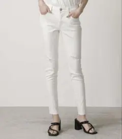 AZUL by MOUSSY ホワイトスキニーデニム XS
