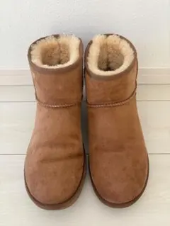 UGG Classic Mini メンズ ムートンブーツブラウン 28cmのサムネイル