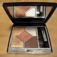 Dior 5 Couleurs Couture 689 アイシャドウパレット
