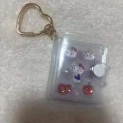 ミニシール帳　3枚目まで貼り付け済み