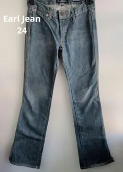 Earl Jean デニムパンツ 　裾スリット入り　24のサムネイル