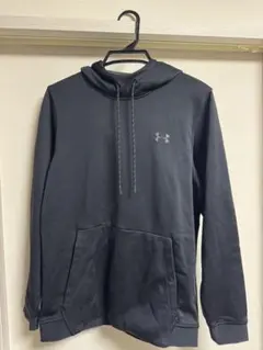 Under Armour ColdGear ブラックパーカー LG