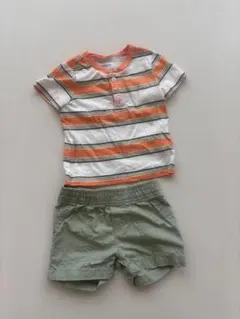 Carter's 6ヶ月用　Tシャツ・ショートパンツセットのサムネイル