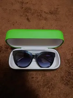 Item thumbnail for item 63e4292a-4de1-4684-b72b-aac7e58a94ce