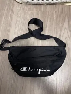 Champion ボディバッグ ブラック 約30cm x 20cmのサムネイル