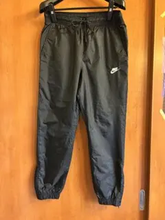 NIKE ナイロンパンツ シャカシャカ　ブラック Mサイズ