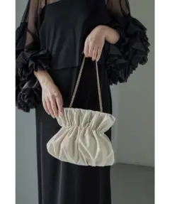 シャイニーシェルクラッチバッグ niana 結婚式　参列　オケージョン　バッグ