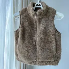 ユニクロ　フリースベスト ベージュ 120cm