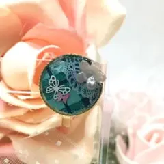 緑のチェックと蝶々と花とレースのポニーフック*レジン