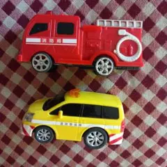消防車とパトカーのミニカーセット