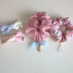 ディズニーストア　ヘアアクセサリー　シュシュ　リボン　ヘアピン