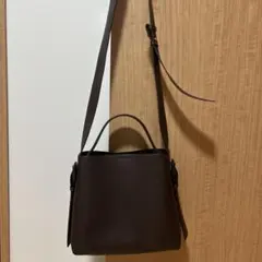 H&M ダークブラウン ショルダーバッグ