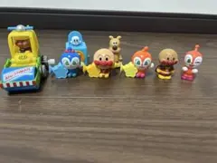 アンパンマン フィギュアセット 車両付き