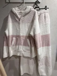 最終値下げジェラピケウェアセット ホワイトとピンク