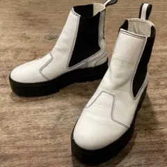 プーマ サイドゴア メイズ チェルシー ホワイト レディース 厚底 24.5cm