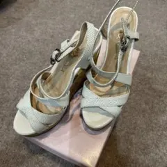 ⭐️値下げしました⭐️【美品】DIANA サンダル コルク 厚底ソール 24